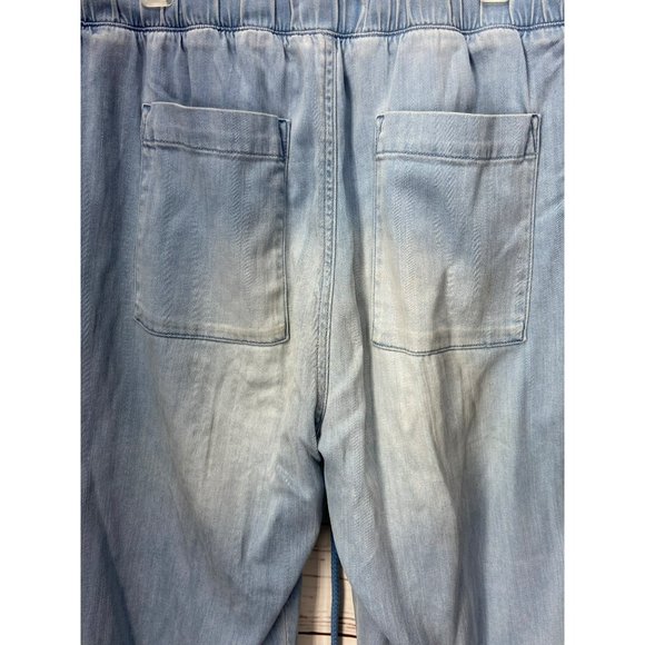 Side stitch Women's Faded Denim Size Small Pull On Pants - Picture 3 of 8